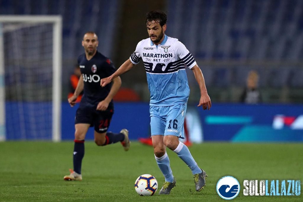 Lazio-Bologna, Parolo: “Siamo un tutt’uno con il mister”