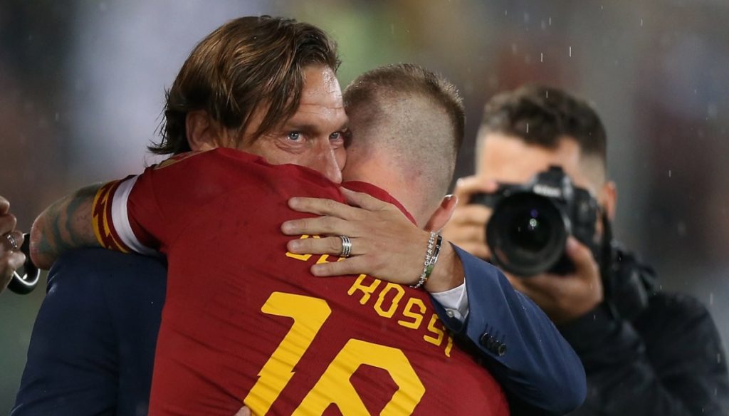 Roma, la congiura dei giocatori giallorossi contro Totti