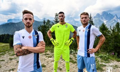 La Lazio si presenta: tutta la prima squadra e la maglia Away