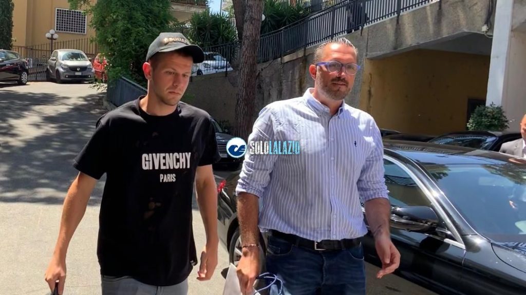 Denis Vavro, visite mediche