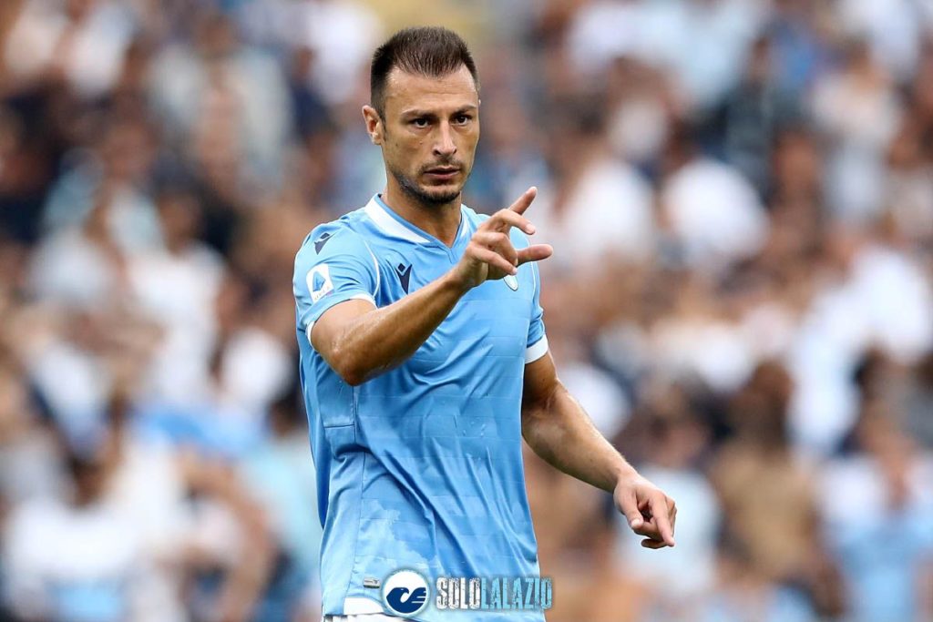 Brutta notizia in casa Lazio: out Radu, rischia 20 giorni di stop