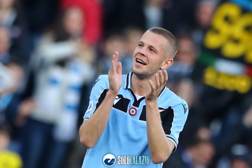 Clinica Paideia, esami strumentali per Denis Vavro questa mattina