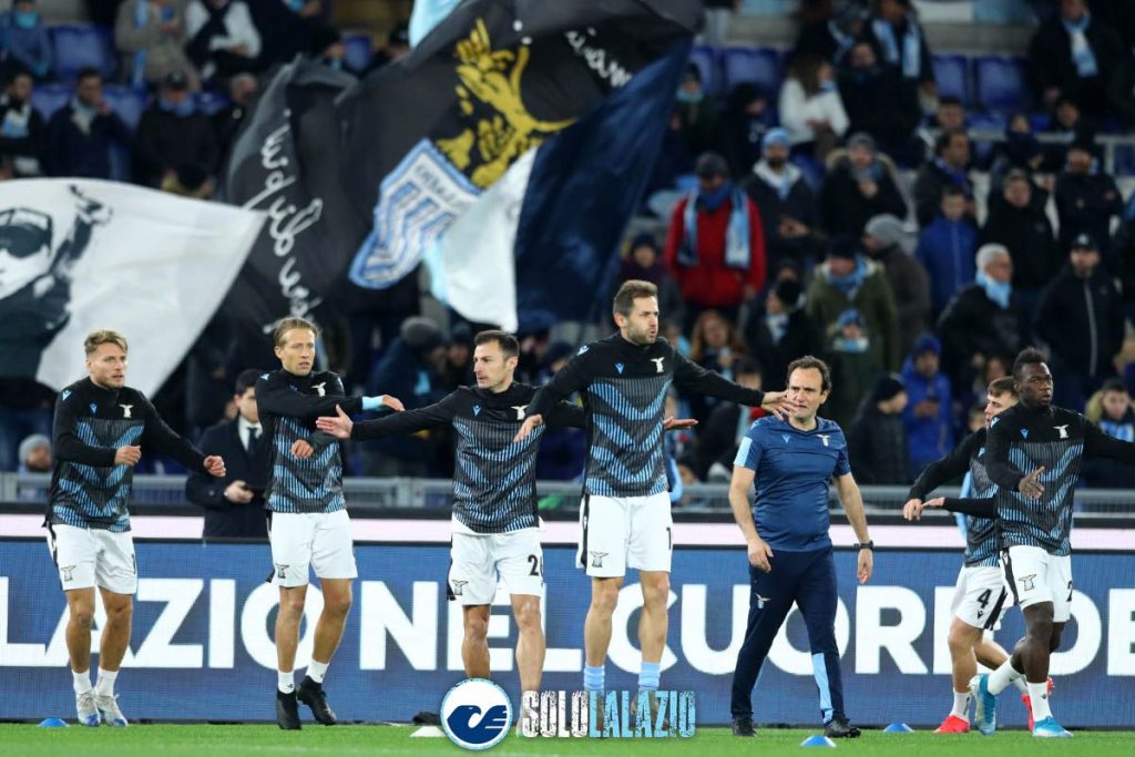 Lazio - Parma, riscaldamento squadra
