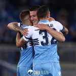 Lazio-Bologna, esultanza squadra